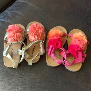 2PK Size 6 and 7 Old Navy flower sandals